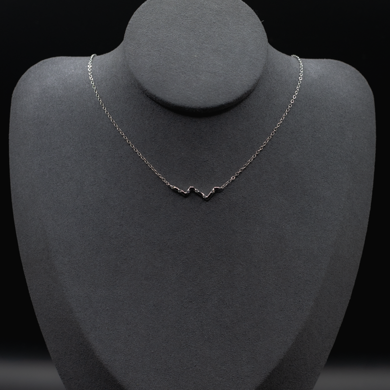 Simplistic Sparkling Necklace