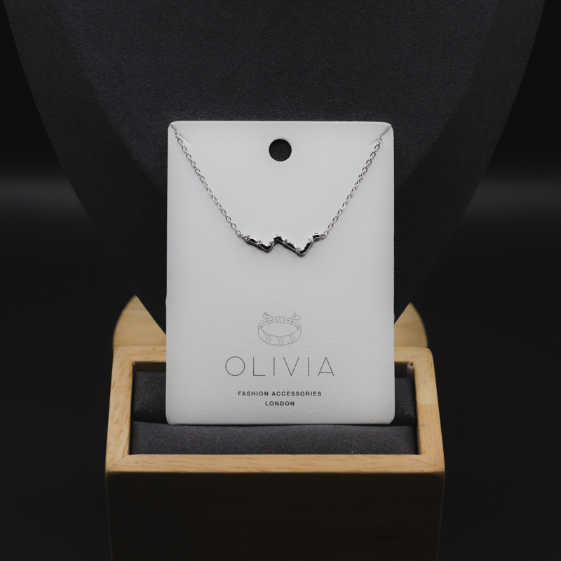 Simplistic Sparkling Necklace