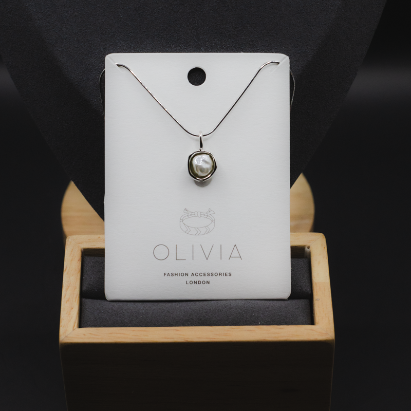 Chain Necklace with Faux Pearl Pendant